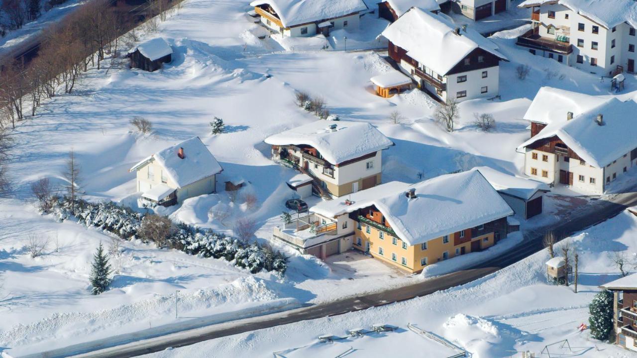 Appartement Eder Lähn Buitenkant foto